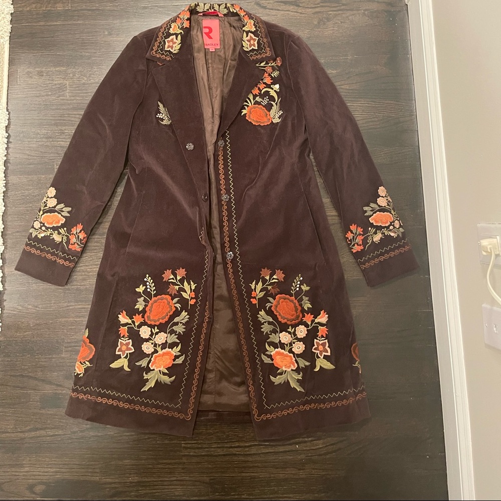 Women’s flower embroidered brown coat - size 8